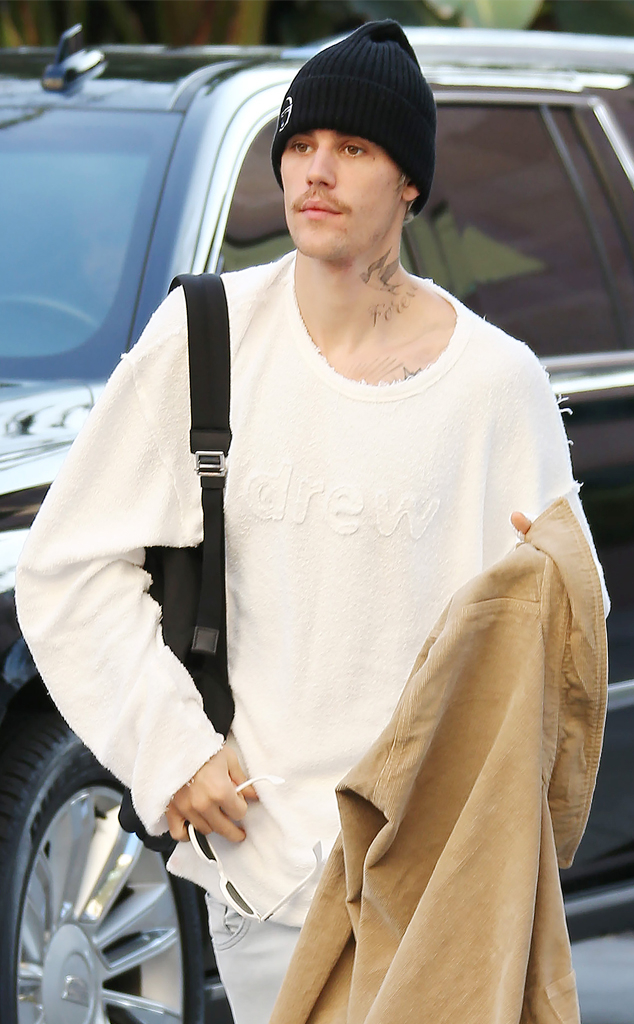 The Internet Is Begging Justin Bieber To Shave Off His Mustache E Online